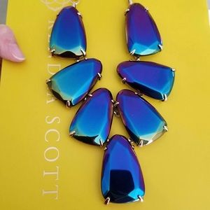 RARE Kendra Scott Harlow Statement Necklace